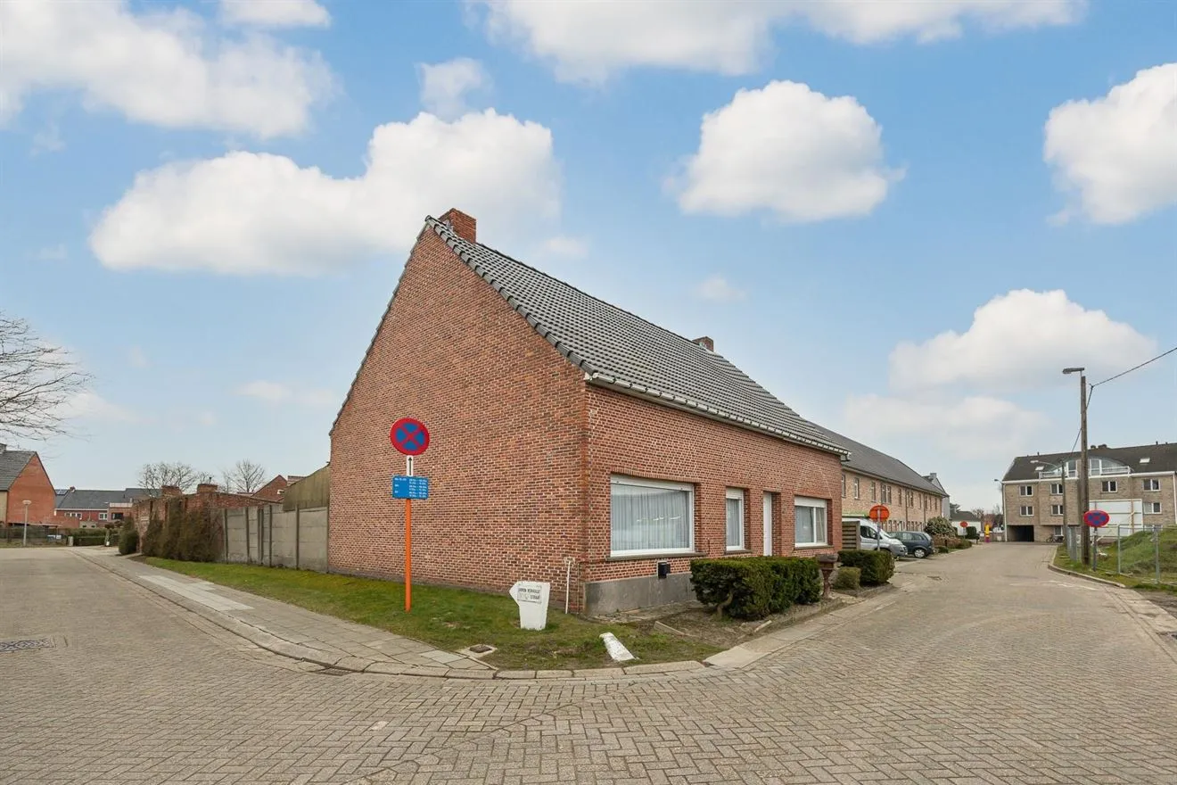 Huis Te Koop - 2340 Vlimmeren BE Image 3